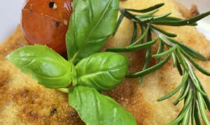 Donnerstag und Sonntag Mittag: Schnitzelaktion